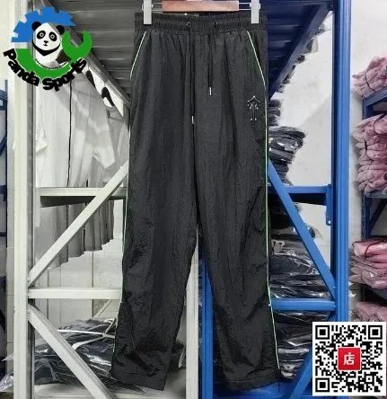 37黑色