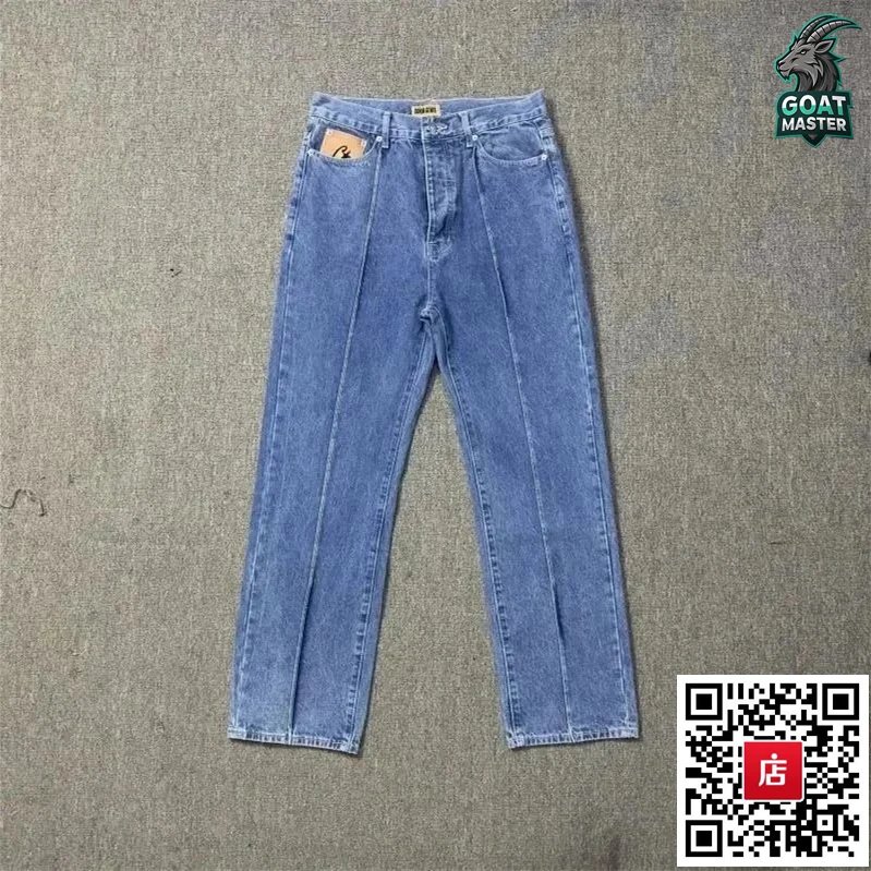 蓝色牛仔长裤
