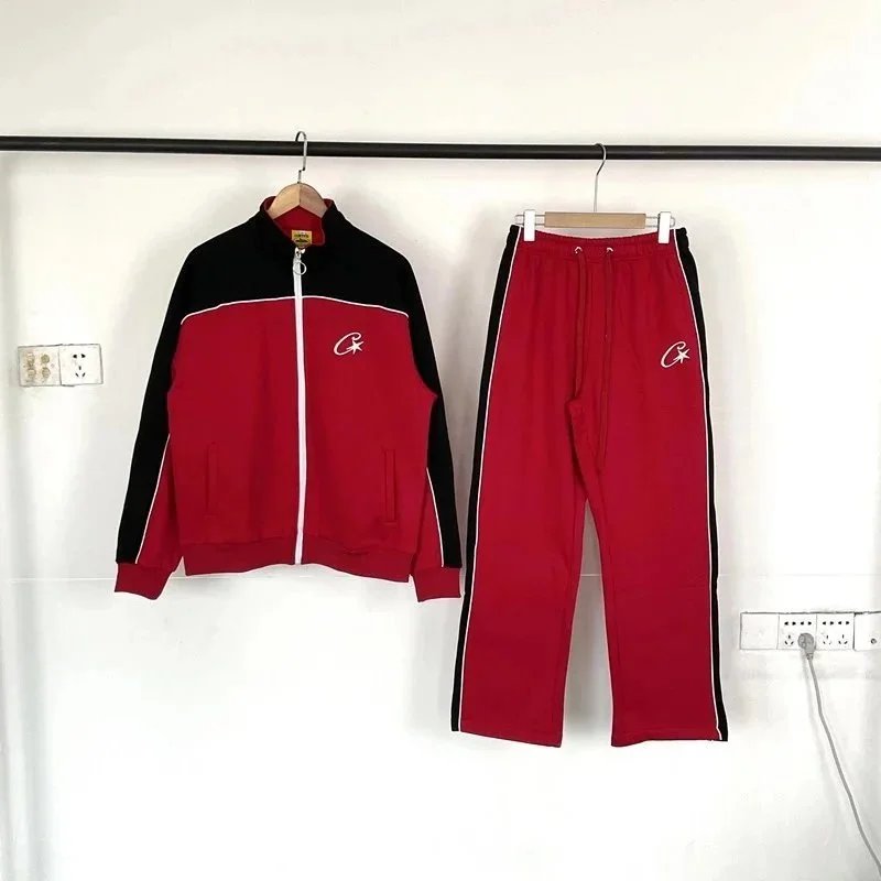 红色套装