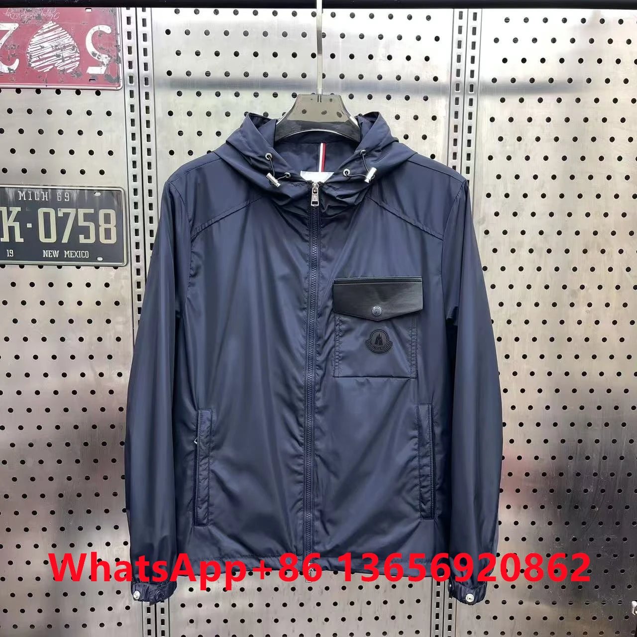 Moncler19