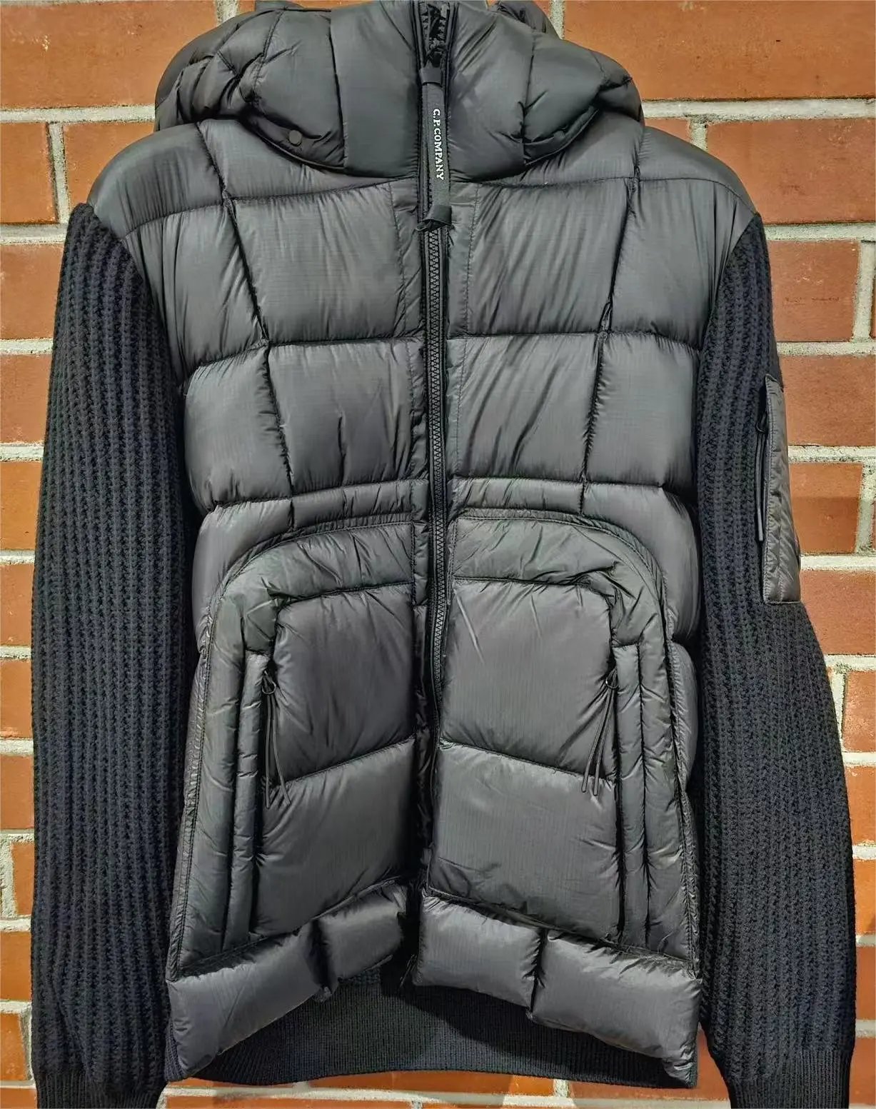 针织拼接羽绒服（90%白鸭绒）（预售）-黑
