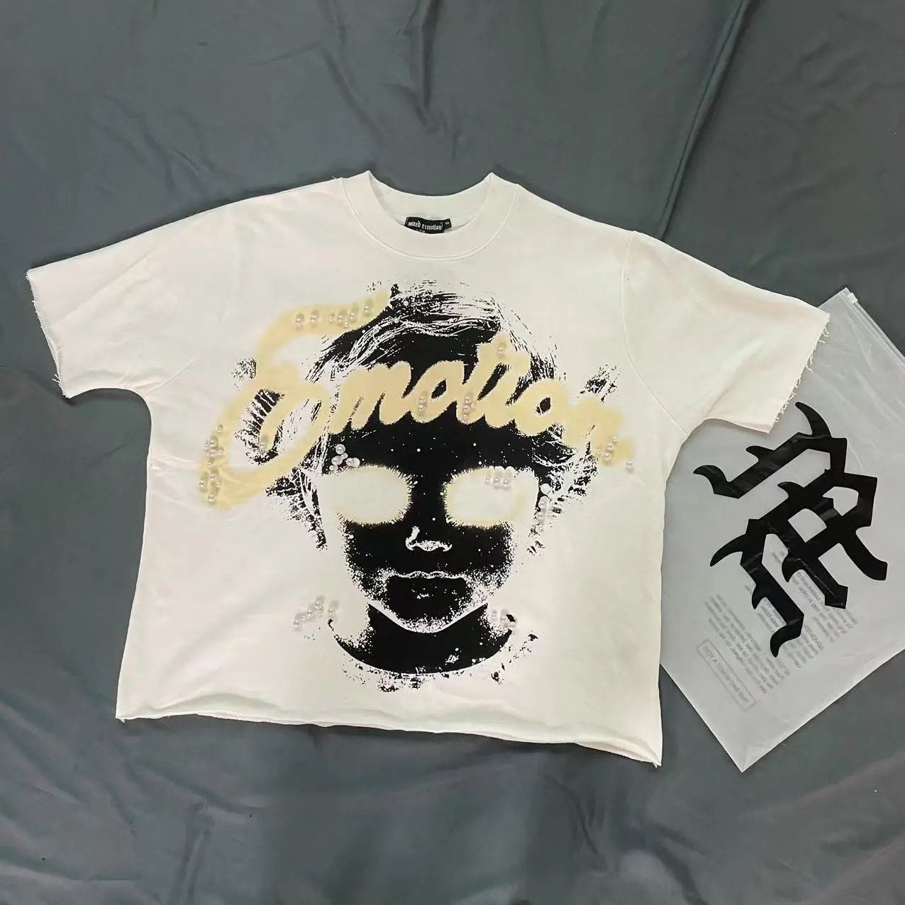EM22白色毛圈