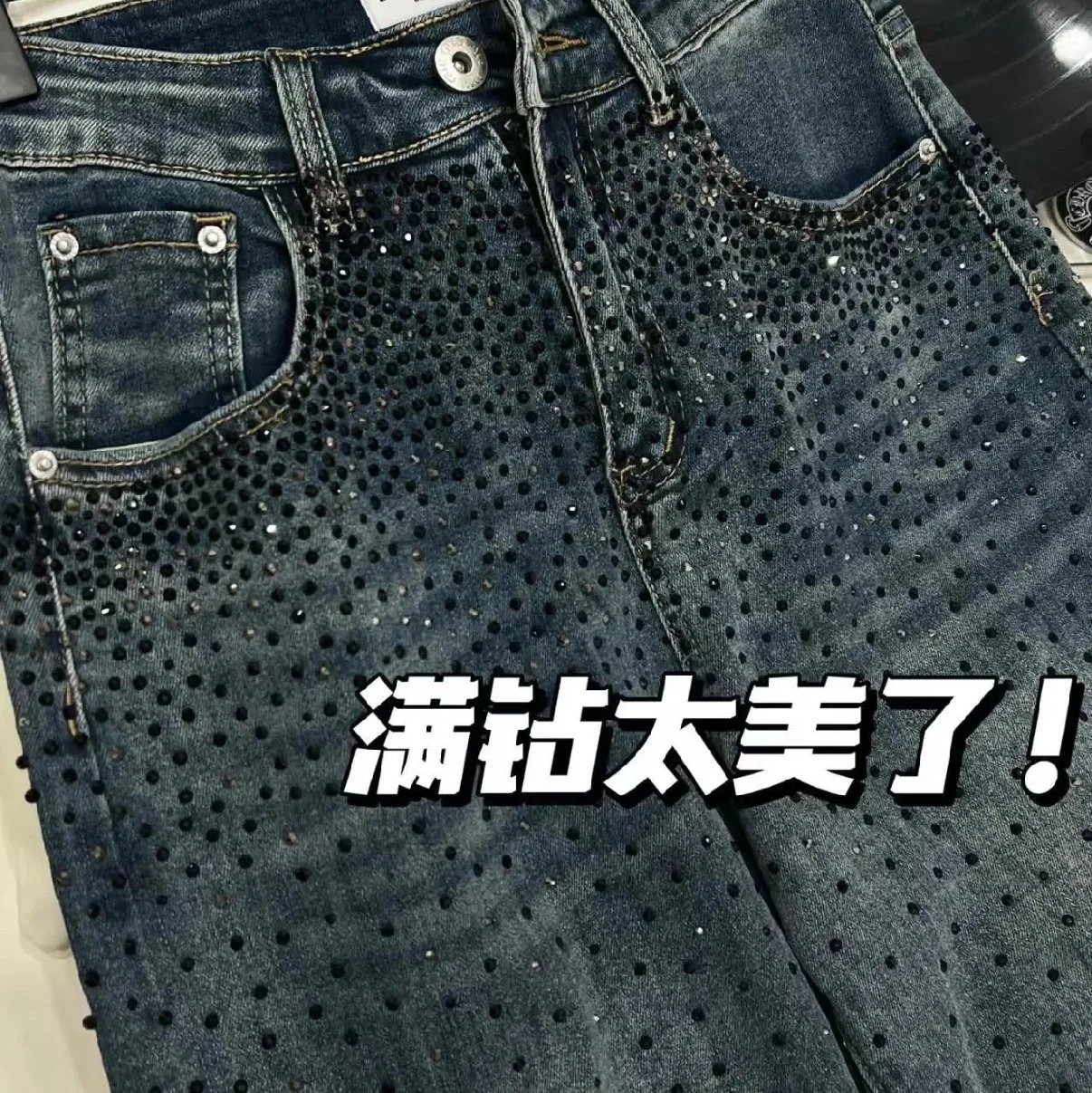 蓝色