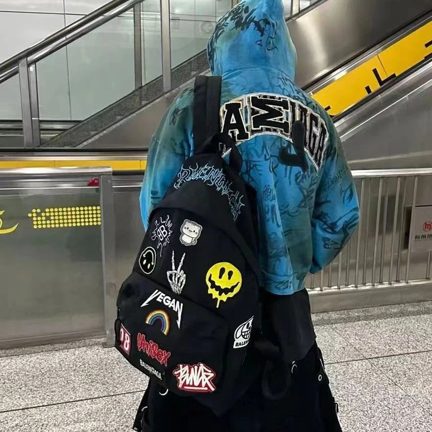 剪刀手