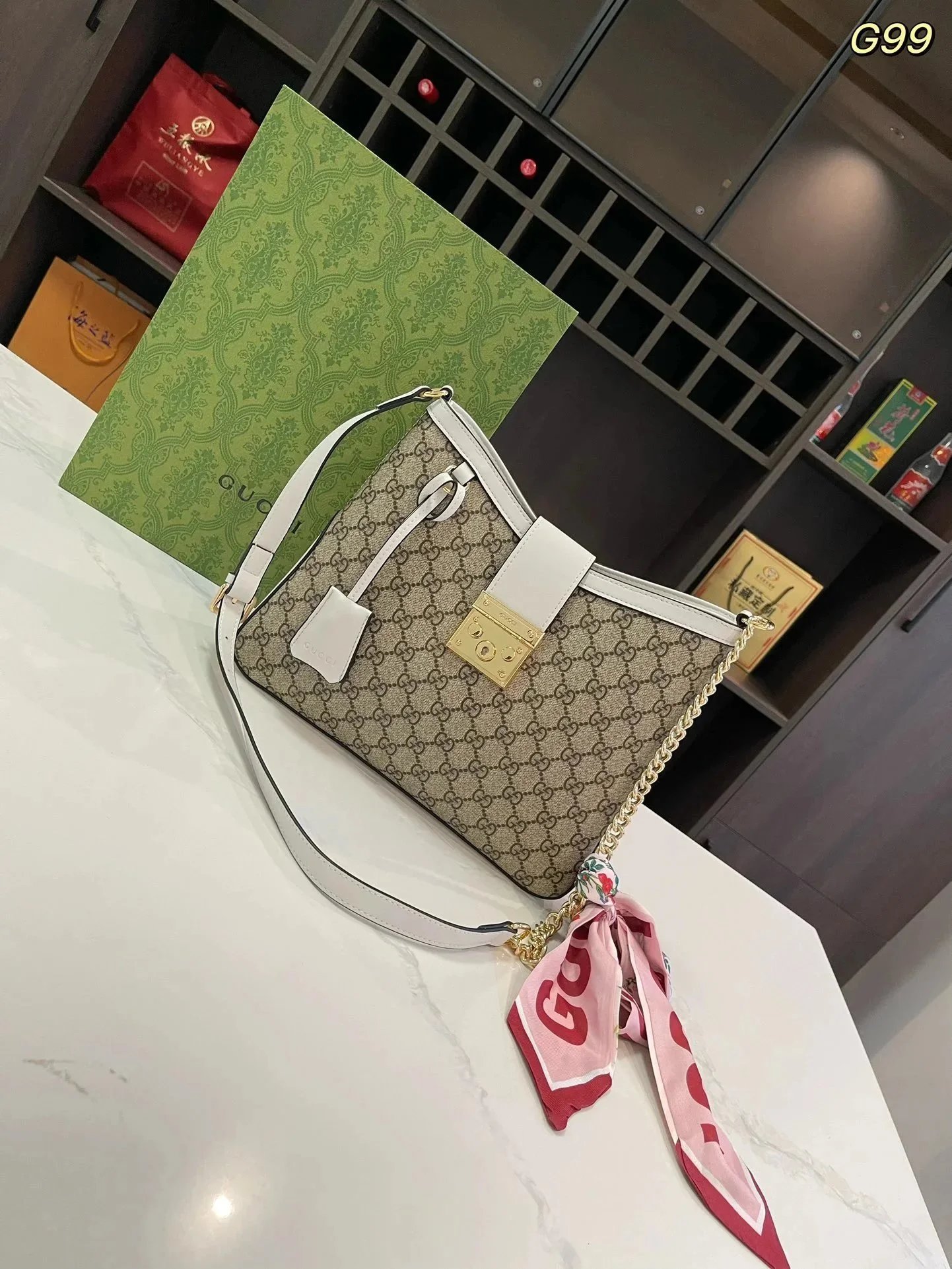 050403037（Size：31*22cm）