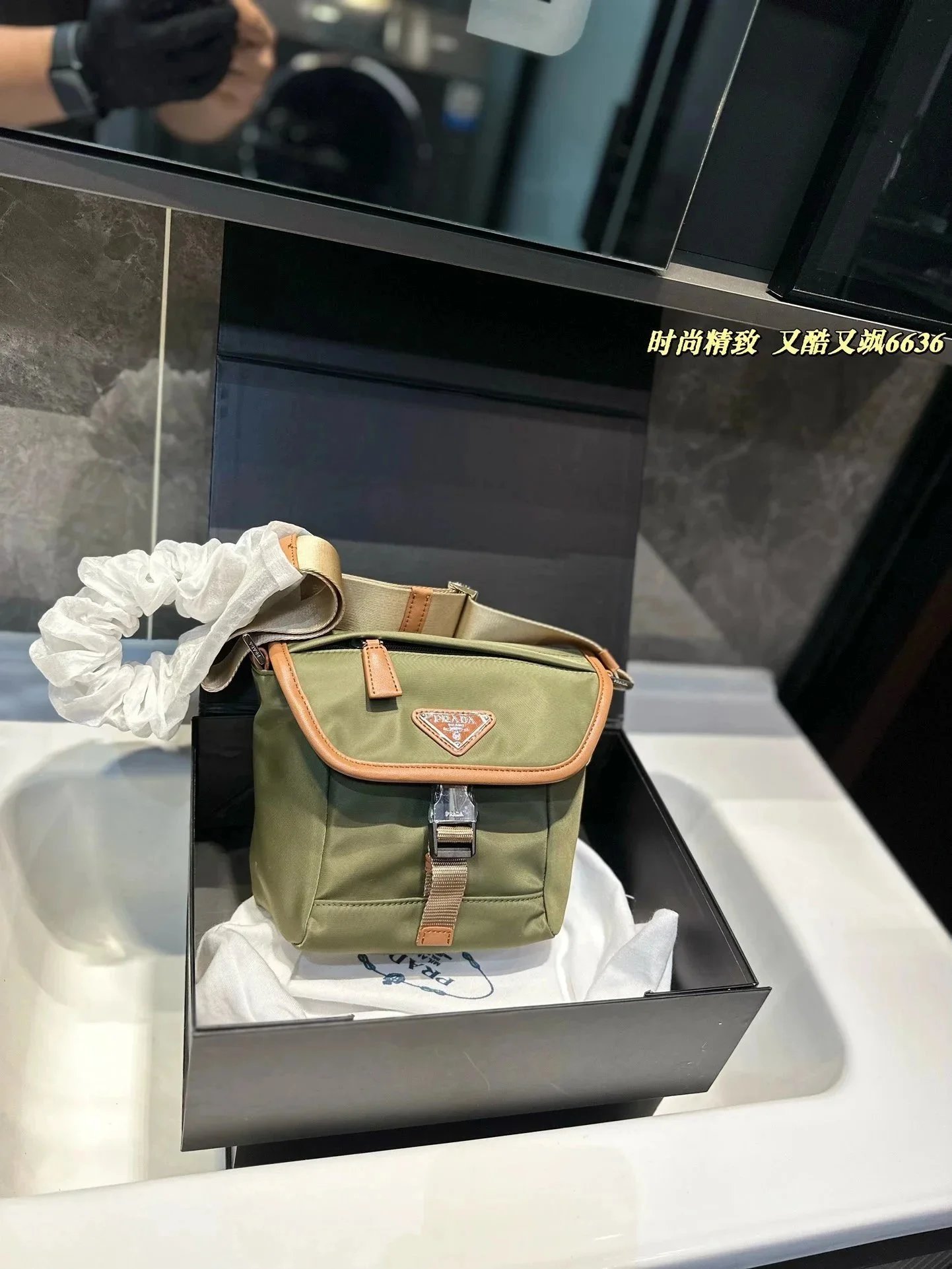 050404042-3（Size：16*15*8cm）