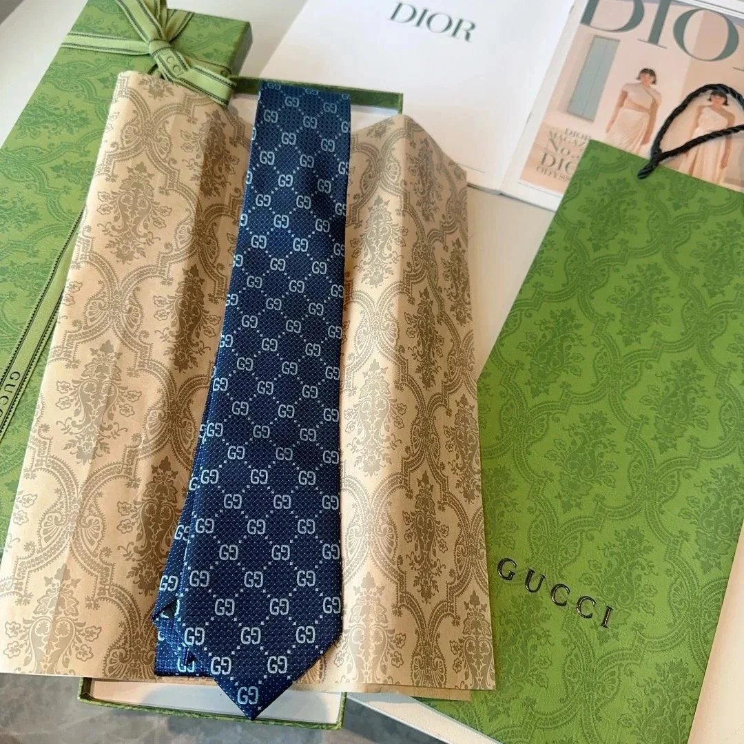 Gucci 02（带盒）
