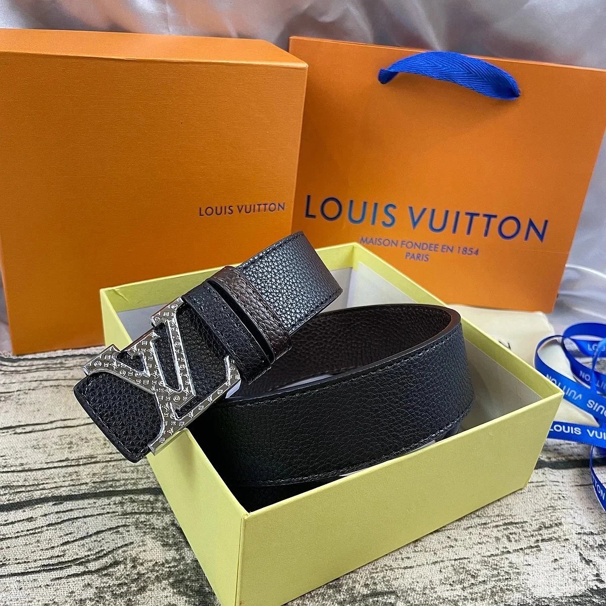090901026-11