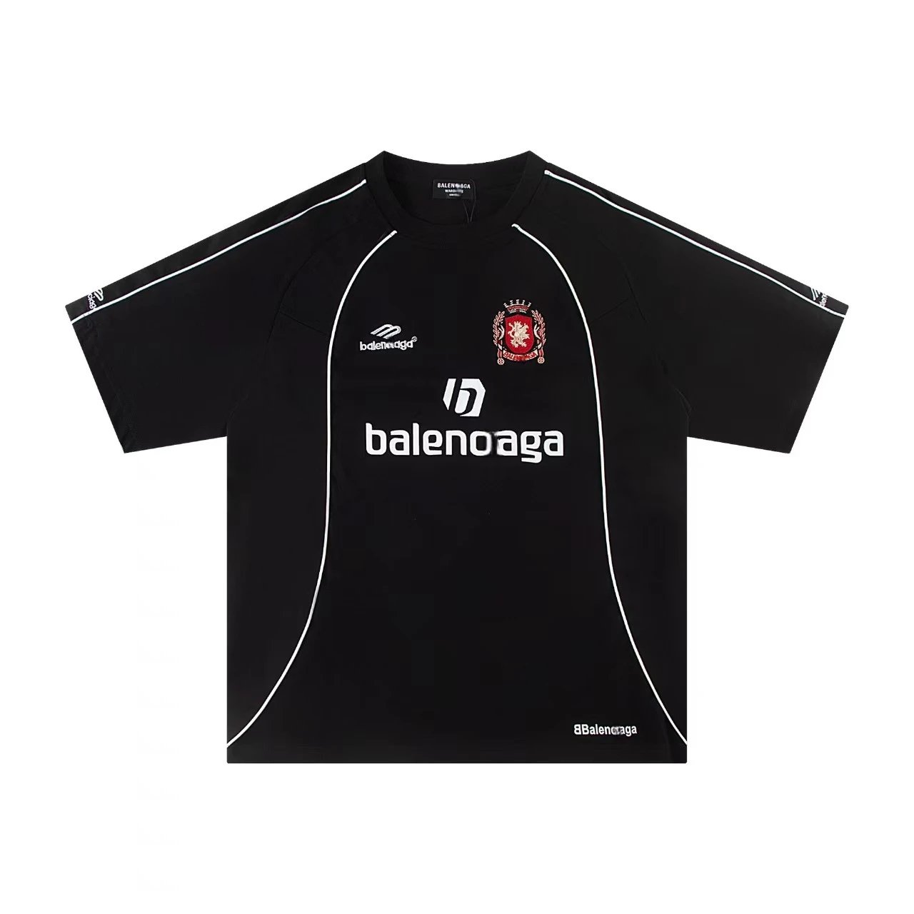 黑色