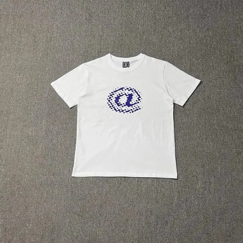 AD18 白色