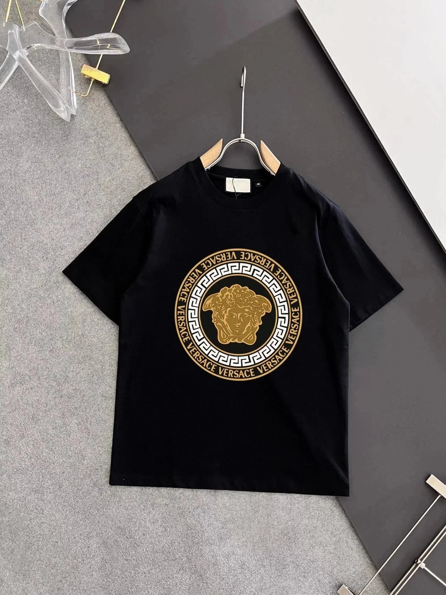 19黑色