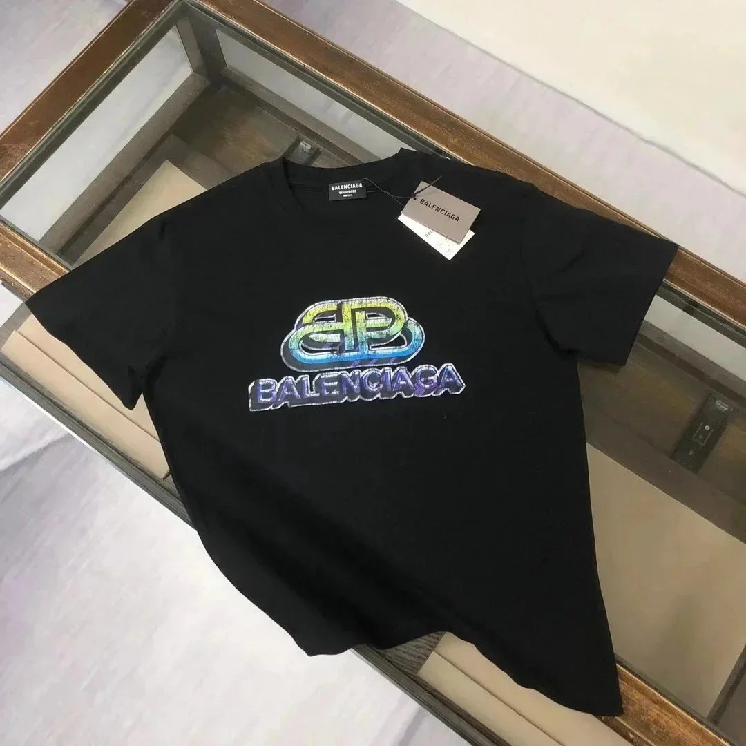 01黑色