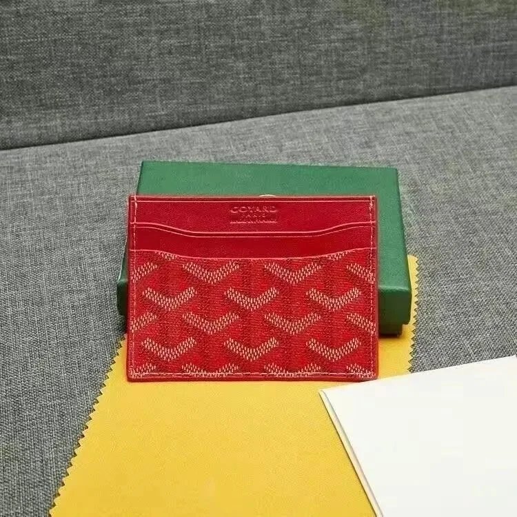 红色