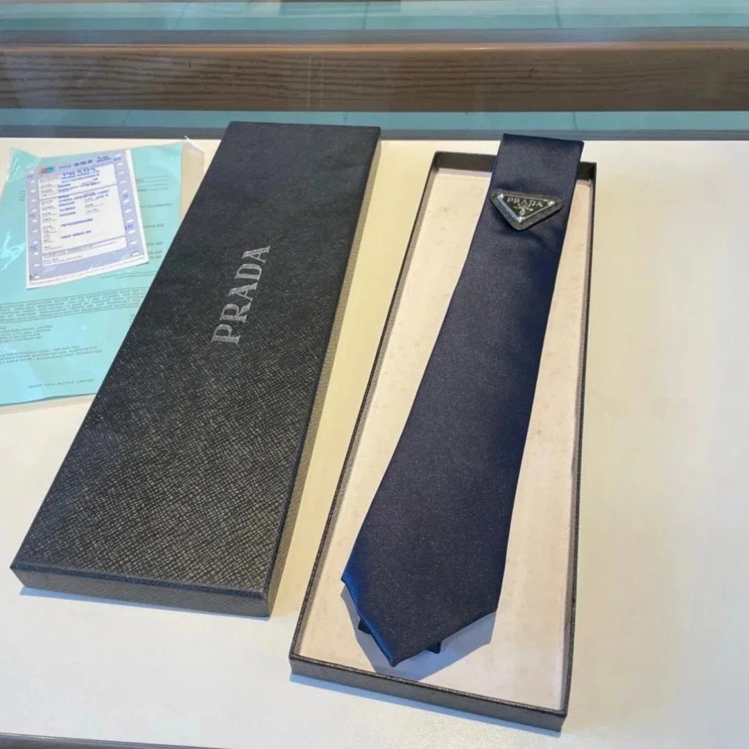 Prada01（带盒）