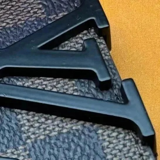 咖格黑扣