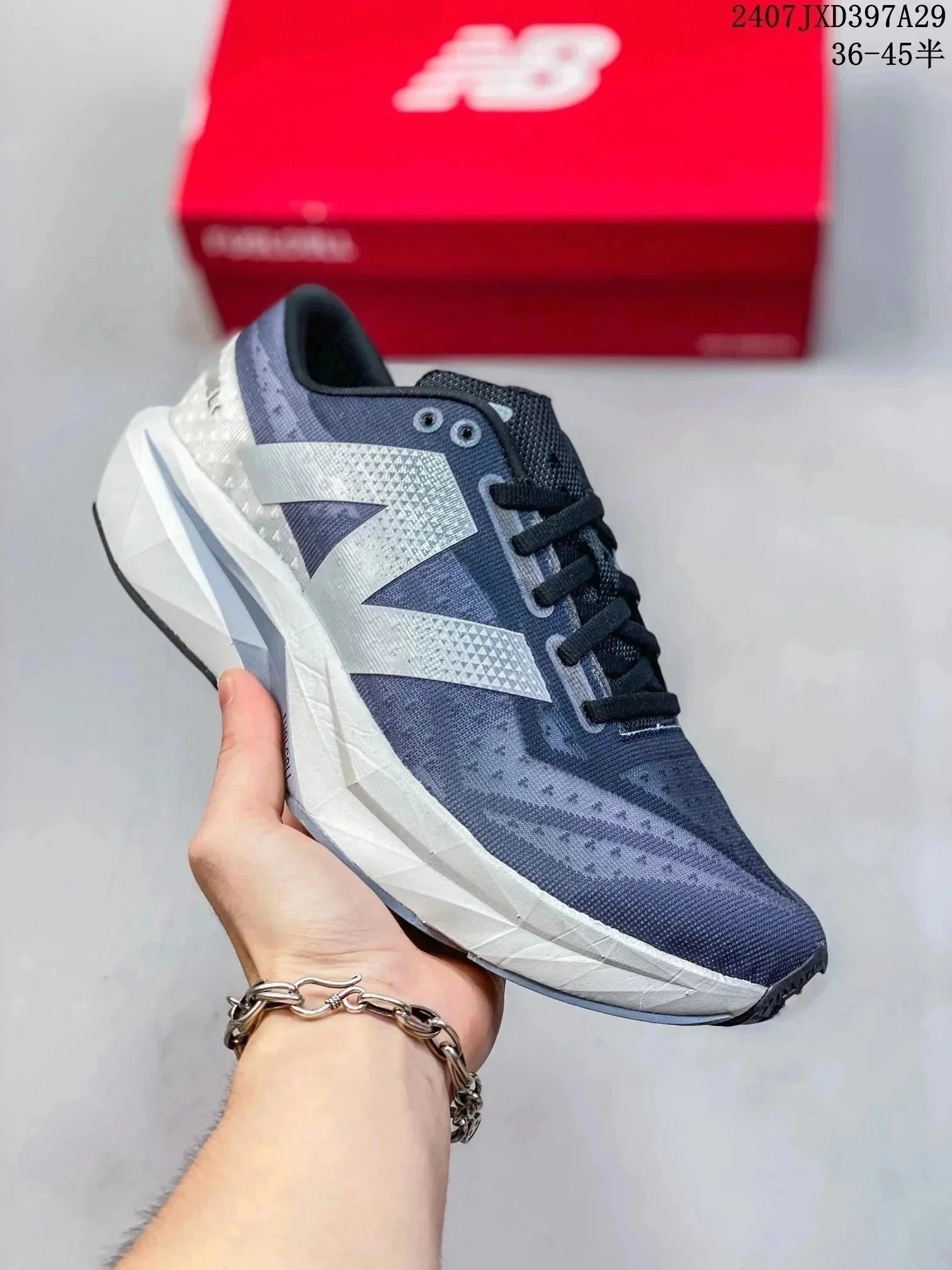 26蓝色