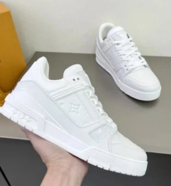 6 全白