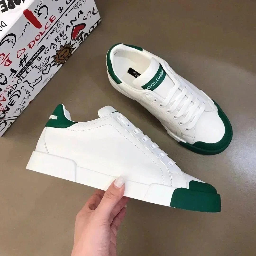 AW12