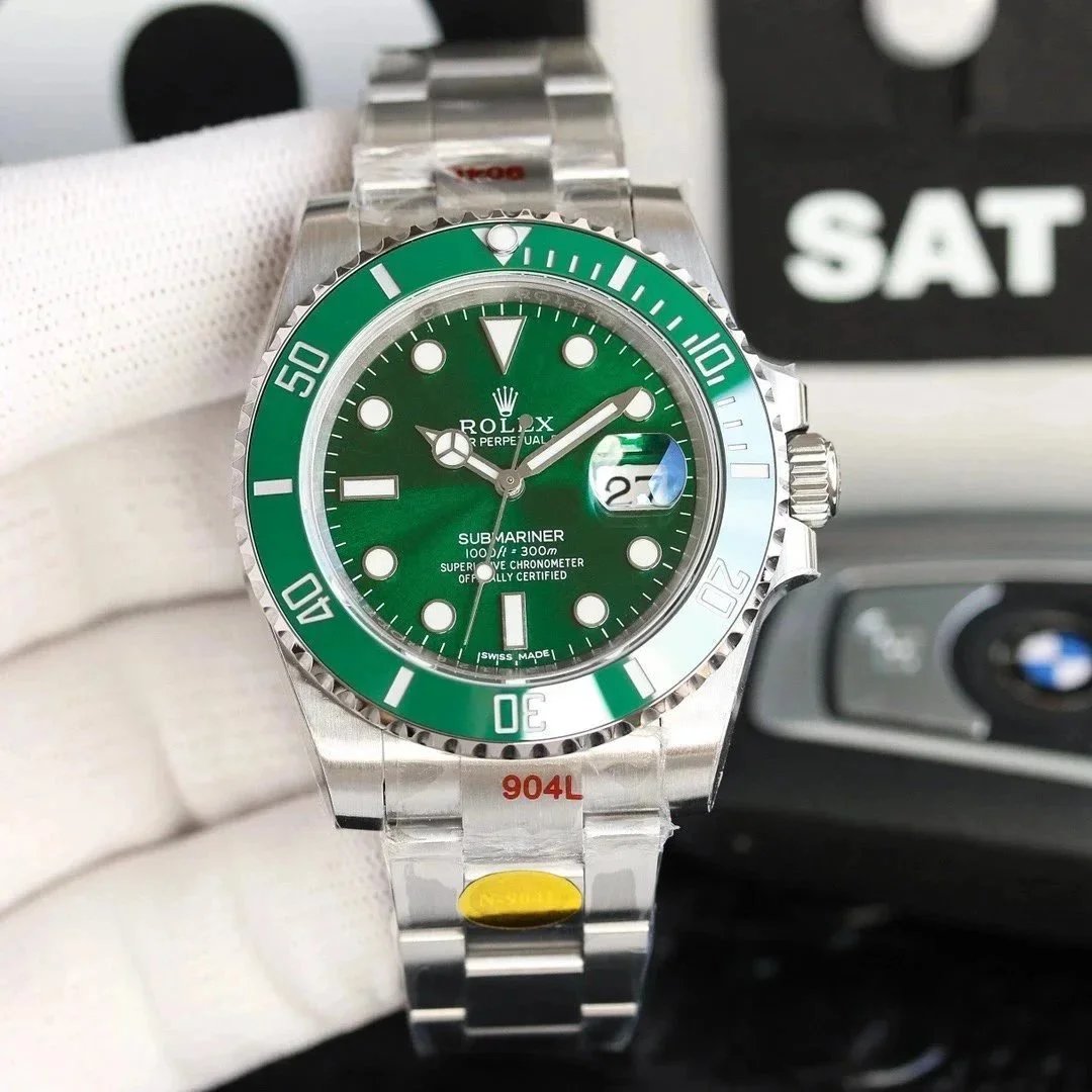 ROLEX Submariner Green Dial Men's Watch 116610LV
