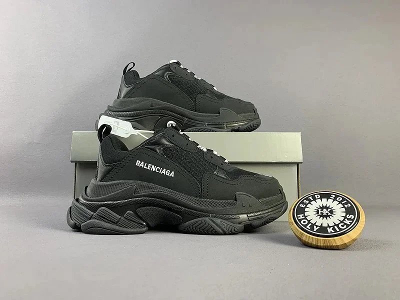 Balenciaga Black Triple S Sneakers Men's Fashion Shoes